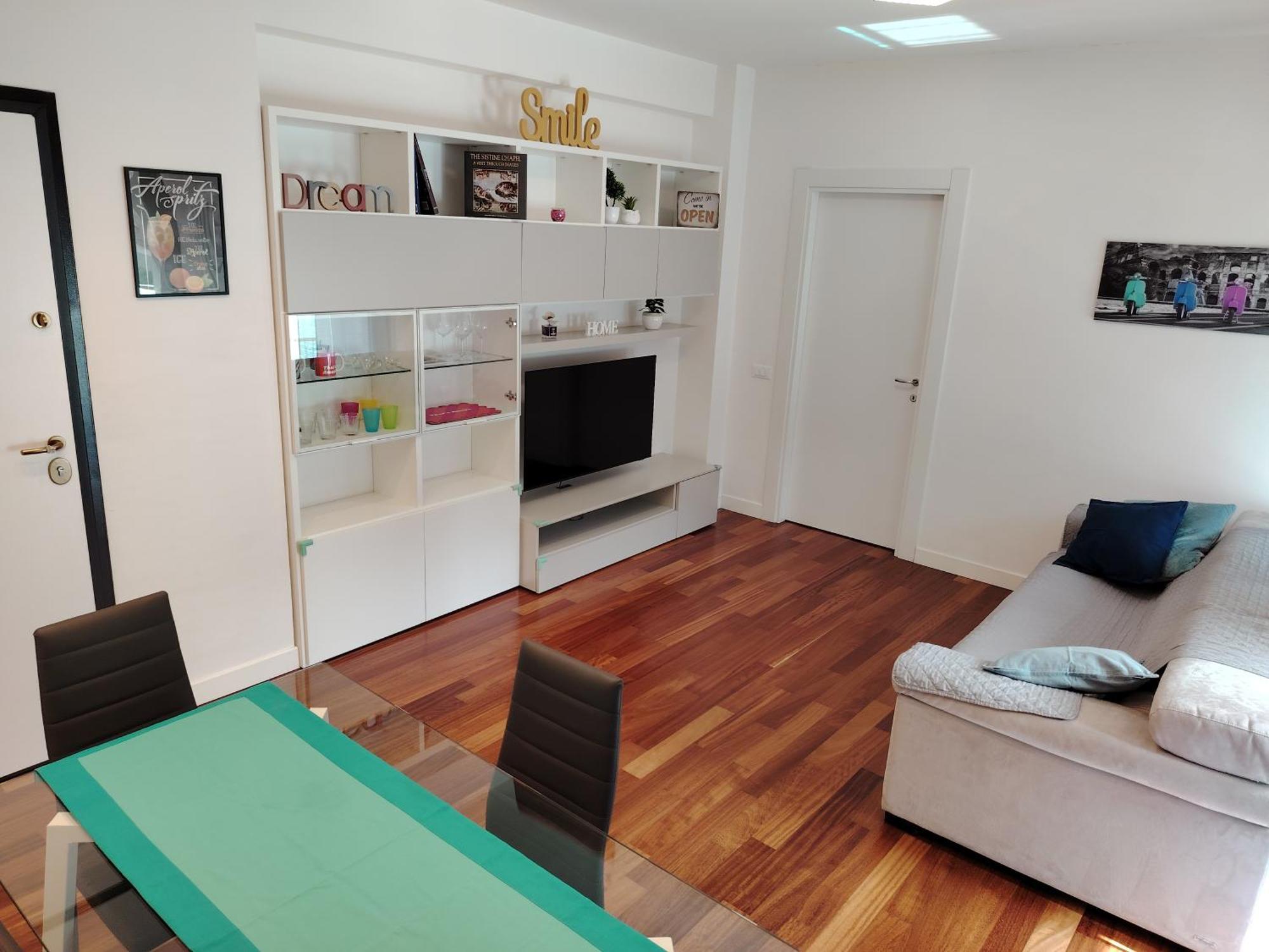 Apartment Sonia Appia Antica House - 5 Min To Colosseum Rome